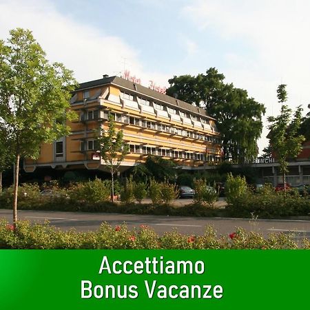 Ai Ronchi Motor Hotel Brescia Luaran gambar