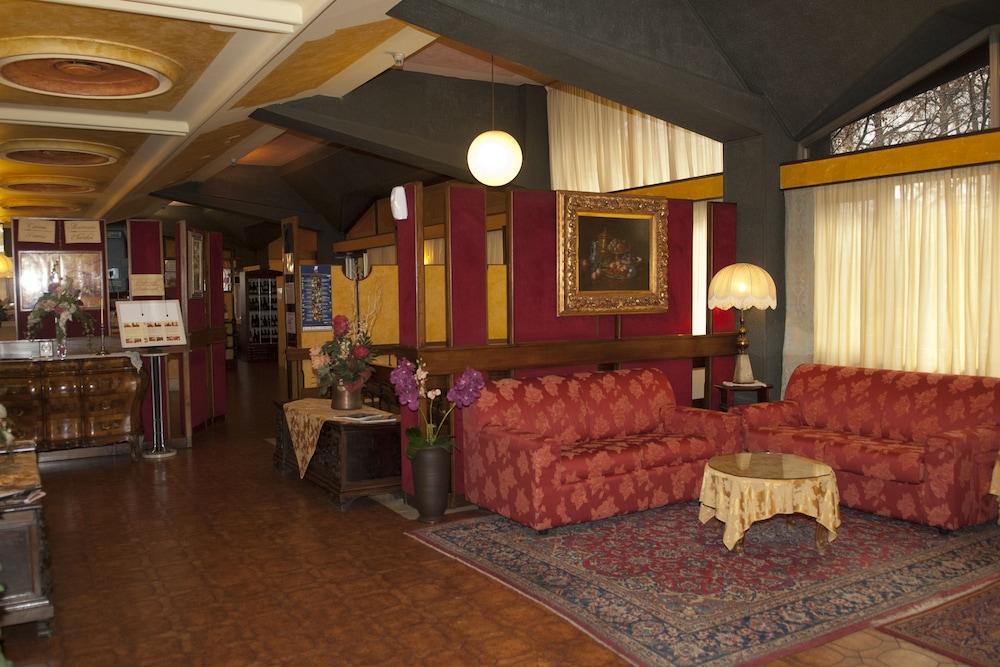 Ai Ronchi Motor Hotel Brescia Luaran gambar