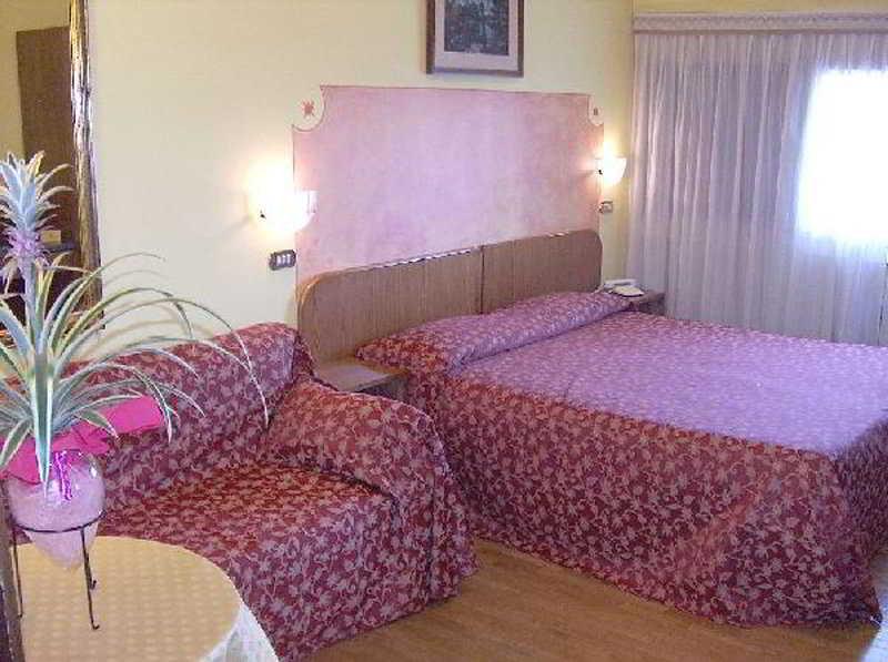 Ai Ronchi Motor Hotel Brescia Luaran gambar