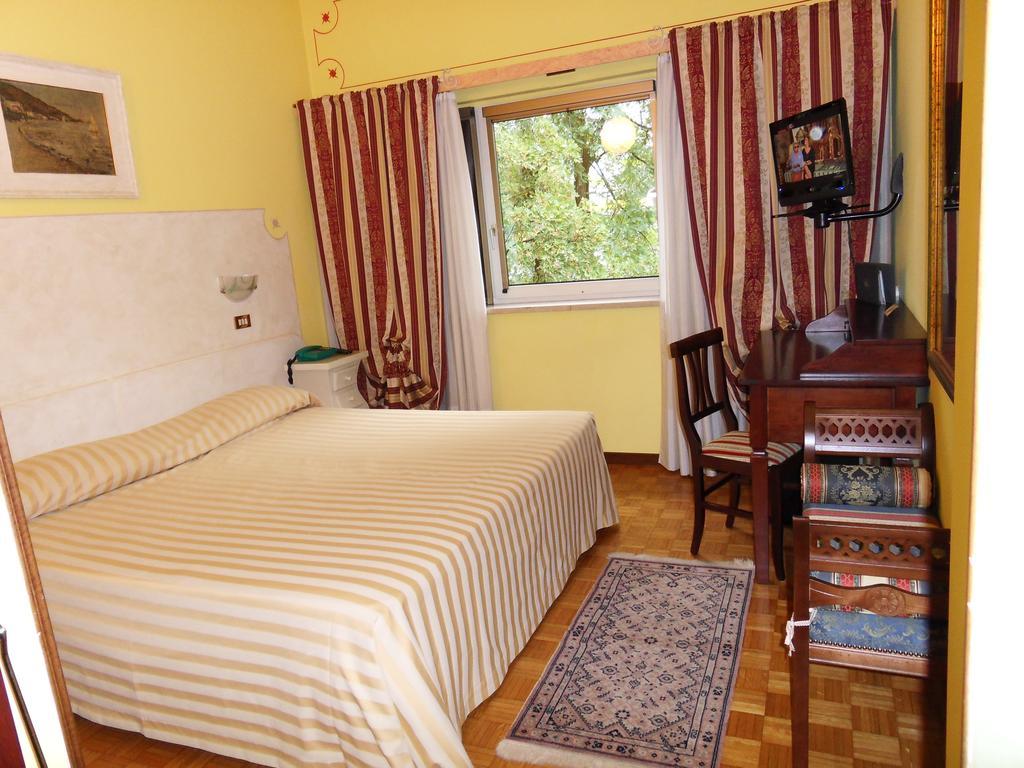 Ai Ronchi Motor Hotel Brescia Luaran gambar