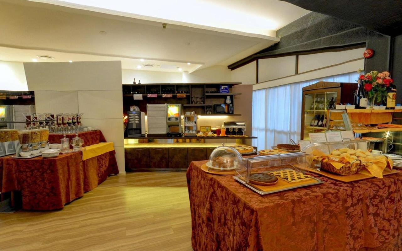 Ai Ronchi Motor Hotel Brescia Luaran gambar