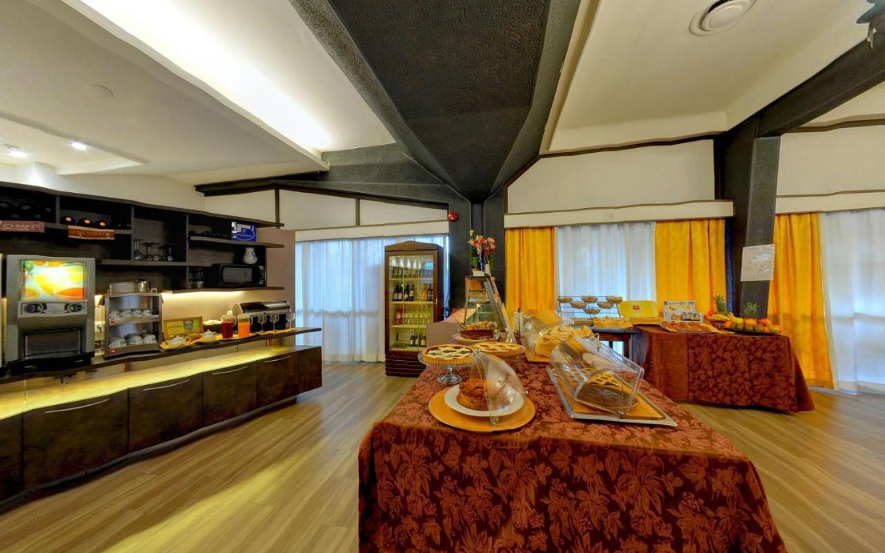 Ai Ronchi Motor Hotel Brescia Luaran gambar