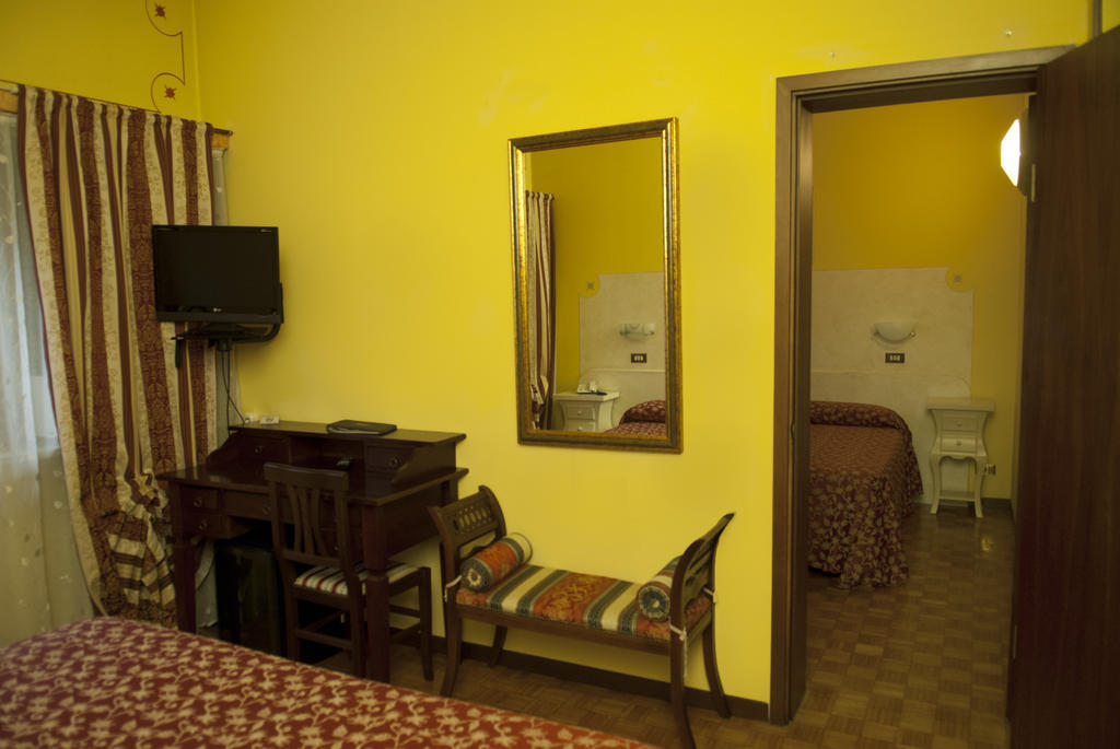 Ai Ronchi Motor Hotel Brescia Bilik gambar